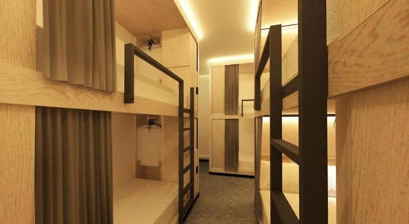 Capsule@Hive Bugis Hostel Singapore