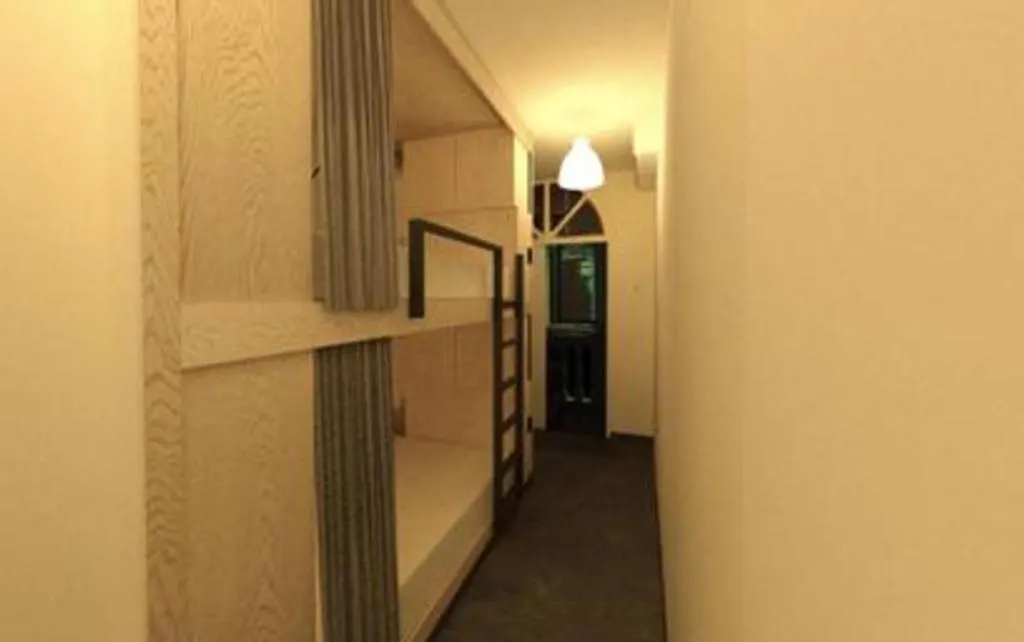 Capsule@Hive Bugis Hostel Singapore